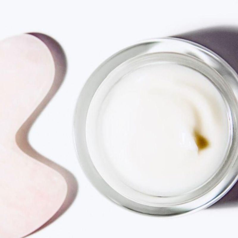 Instytutum TRULY-TRANSFORMING BRIGHTENING EYE CREAM